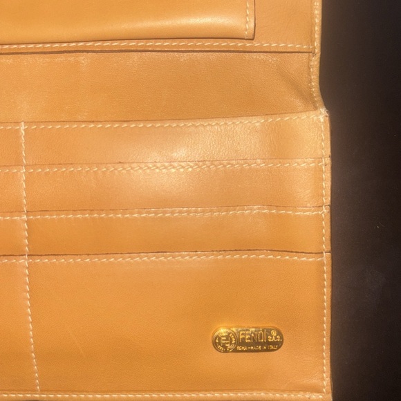 AUTHENTIC FENDI WALLET - Picture 2 of 15